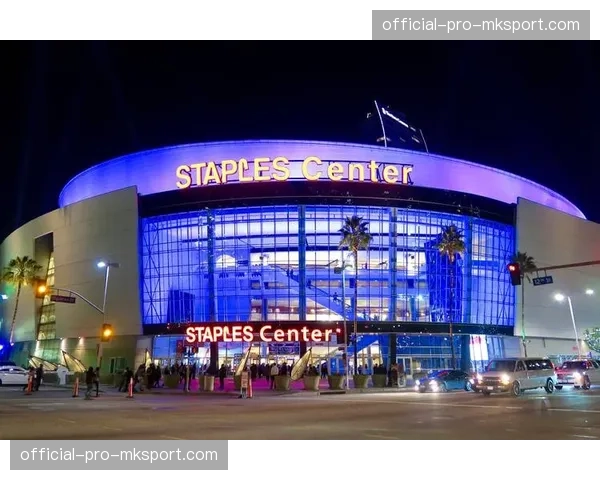 新建球馆强制要求铺设高速光纤，以满足未来8K-120帧直播信号回传